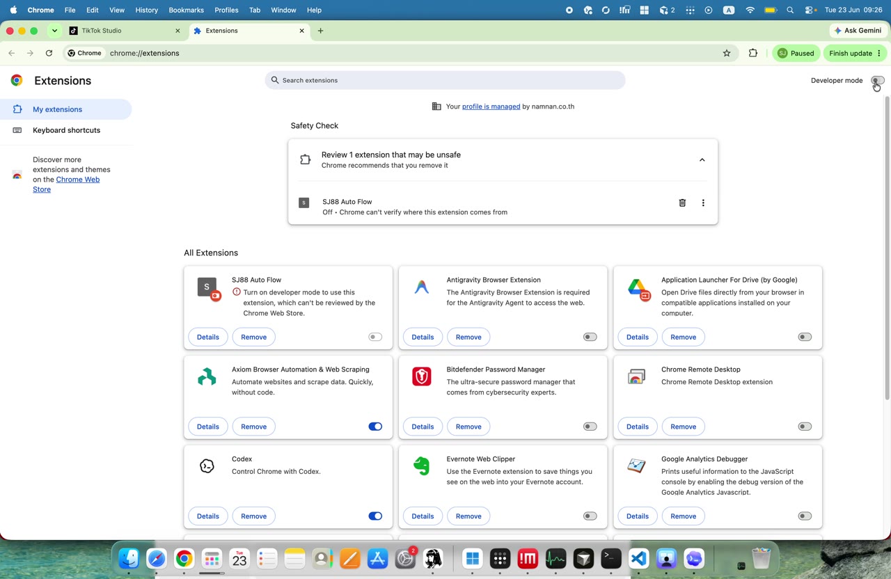 เฟรม 019 เวลา 00:48 ของ EP1: ไปหน้า extensions เพื่อจัดการการโหลดบอทแบบ unpacked/extension