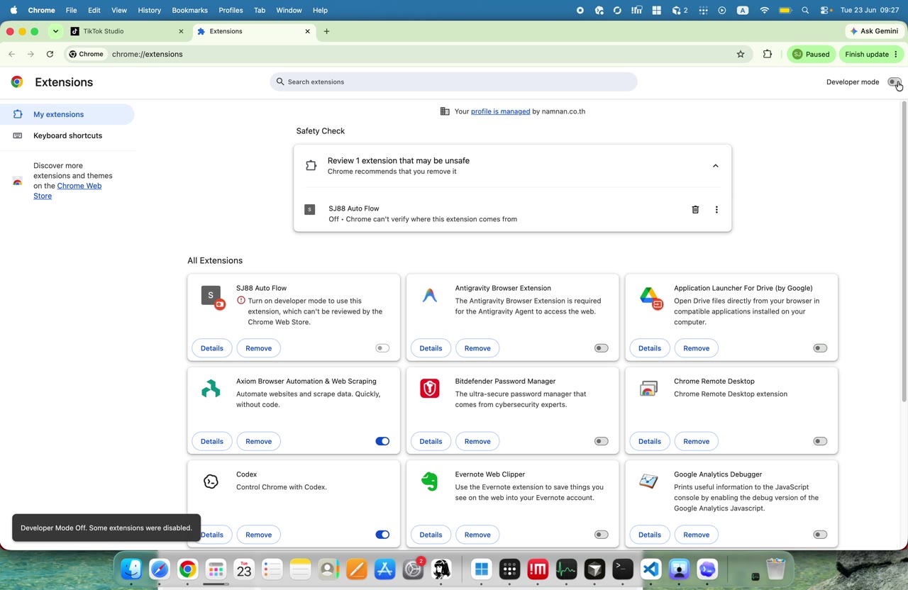 เฟรม 023 เวลา 00:58 ของ EP1: ไปหน้า extensions เพื่อจัดการการโหลดบอทแบบ unpacked/extension